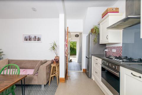 1 Narroways Road, Bristol, BS2 9XB