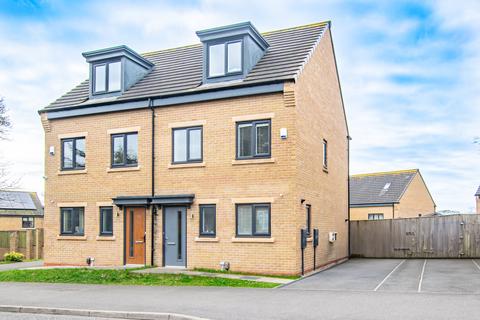 3 bedroom semi-detached house for sale, Leeds LS14