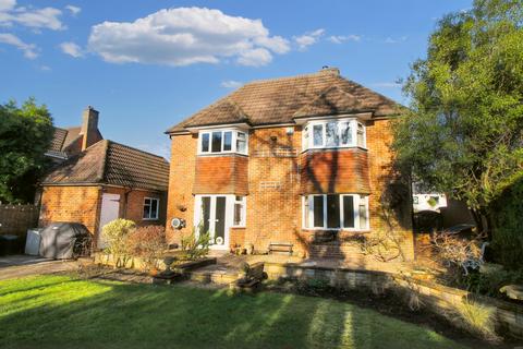 3 bedroom detached house for sale, Revelstoke Avenue,  Farnborough, GU14