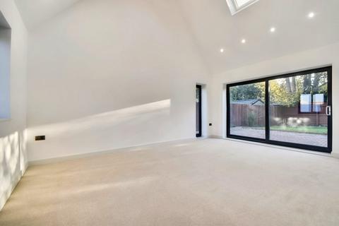 3 bedroom detached house for sale, Merriman Close, Worcester WR7