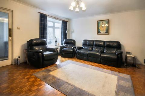 3 bedroom end of terrace house for sale, Lantern Close, Wembley, Middlesex HA0