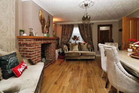 3 bedroom semi-detached house for sale, Manor Road, Maltby, Rotherham