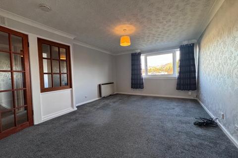 2 bedroom flat to rent, Woodside Road, Tullibody, FK10