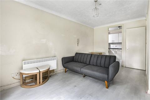 Flat 3, 44 Prince Road, London, SE25 6NW