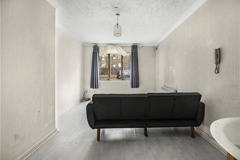 Flat 3, 44 Prince Road, London, SE25 6NW