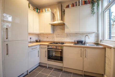 3 bedroom terraced house for sale, Quebec Avenue, Southend-on-Sea SS1