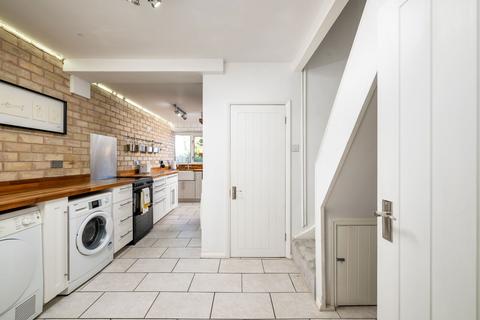 22 Newtown, Henlow, SG16 6AJ