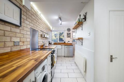 22 Newtown, Henlow, SG16 6AJ