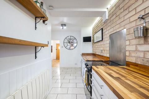 22 Newtown, Henlow, SG16 6AJ