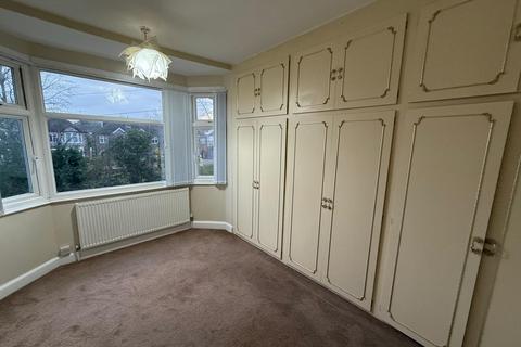 3 bedroom terraced house to rent, Abbey Road, Coventry, CV3