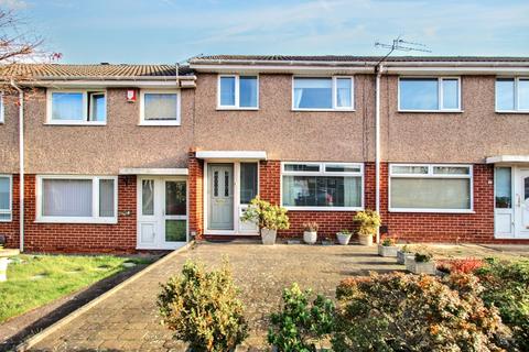 3 bedroom terraced house for sale, Englefield Close, Kingston Park, Newcastle Upon Tyne, Tyne & Wear, NE3 2TT