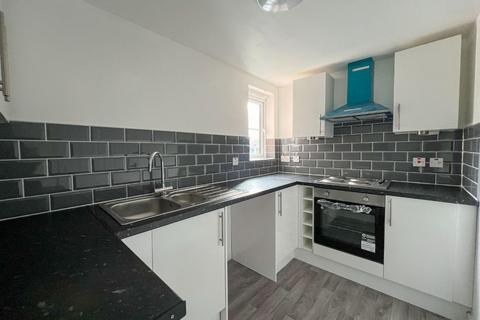 2 bedroom flat to rent, Hickory Close, Coventry