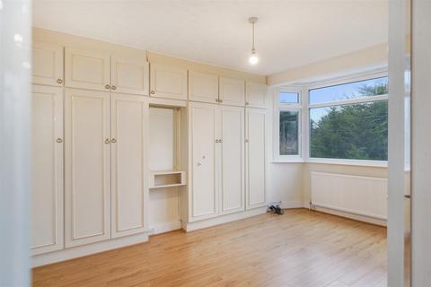 4 bedroom semi-detached house to rent, Norval Road, Wembley