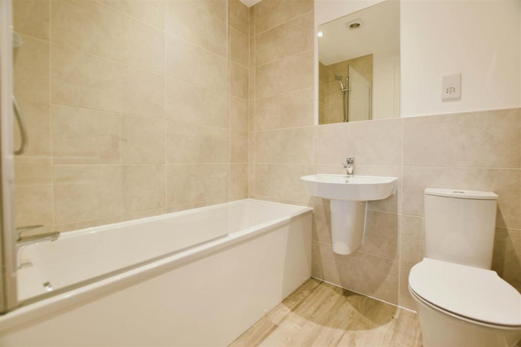 En Suite One