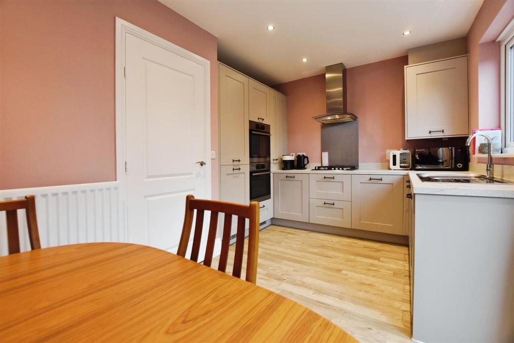 Kitchen / Diner
