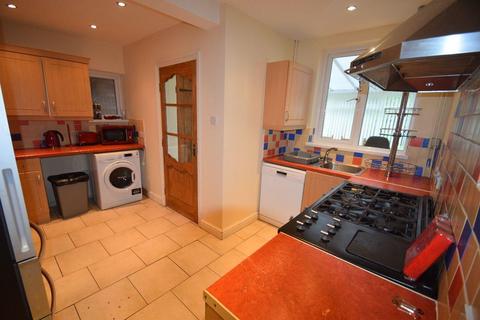 5 bedroom terraced house to rent, 23 Vauxhall Crescent