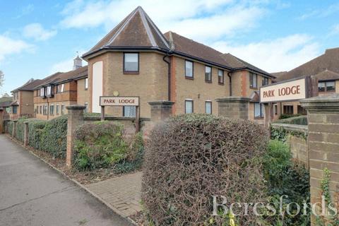 2 bedroom apartment for sale, Park Lodge, Queens Park Avenue, CM12