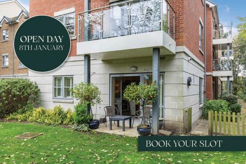 undefined, Oatlands Drive, Weybridge KT13