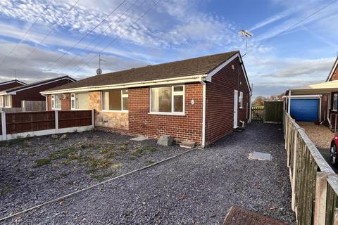 2 bedroom semi-detached bungalow to rent, Offa, Chirk, Wrexham