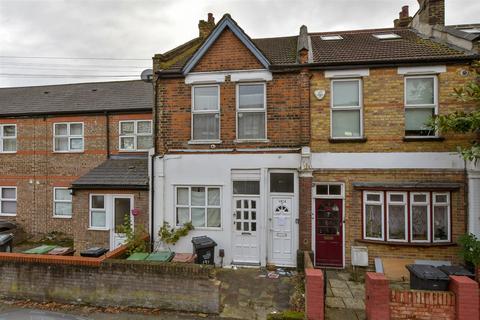 1 bedroom maisonette for sale, Coppermill Lane, London