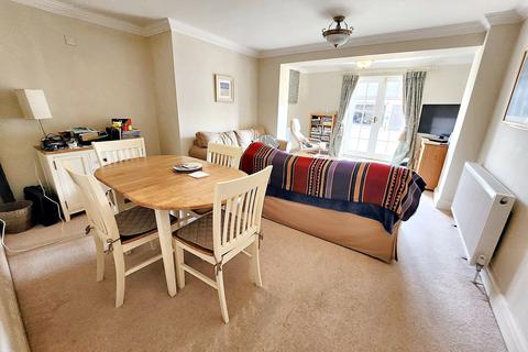 2 bedroom flat for sale, Dorchester