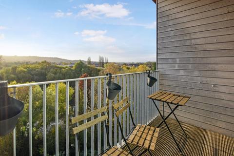 2 bedroom house for sale, Copper Building, Lake Shore Drive, Bristol