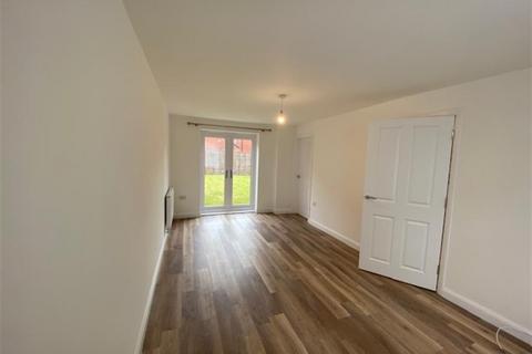 3 bedroom detached house to rent, Taylor Way, Lichfield