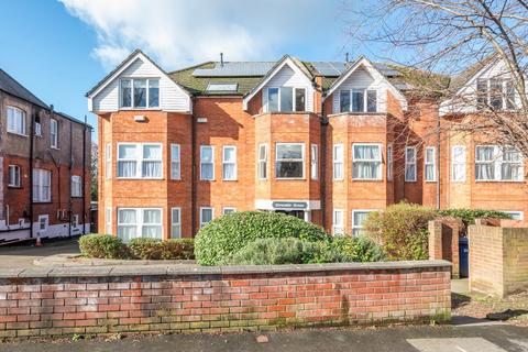 2 bedroom flat for sale, Flat 3 Riverside House, 85-87 Holden Road, Woodside Park, London, N12 7DP