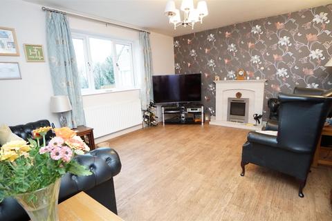 4 bedroom semi-detached house for sale, Gaisby Lane, Wrose, Shipley