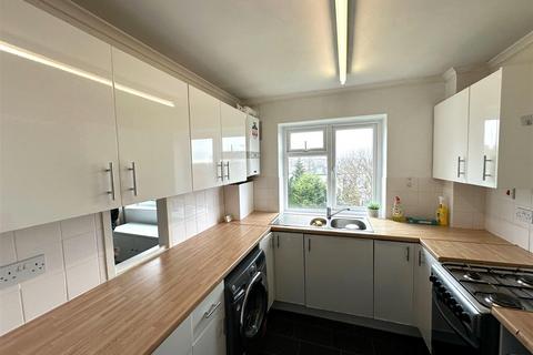 1 bedroom flat to rent, Ferndale Close, Tunbridge Wells