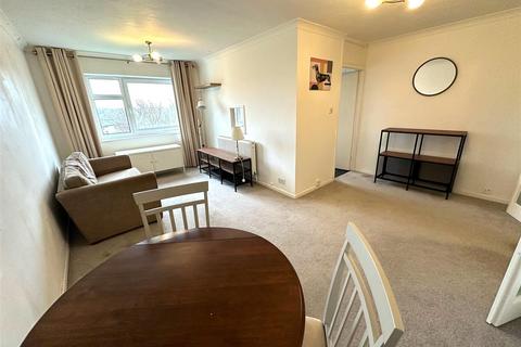 1 bedroom flat to rent, Ferndale Close, Tunbridge Wells