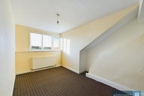 4 bedroom terraced house for sale, Mavis Street, Bradford, West Yorkshire, BD3