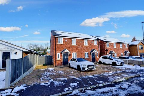 3 bedroom semi-detached house for sale, Henry Street, Redhill, Nottingham