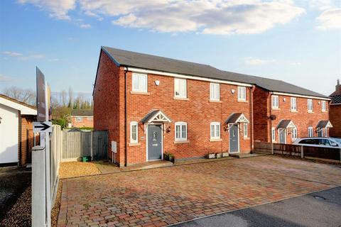 3 bedroom semi-detached house for sale, Henry Street, Redhill, Nottingham