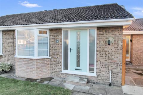 2 bedroom semi-detached bungalow for sale, Woolmoor Close, Thirsk YO7