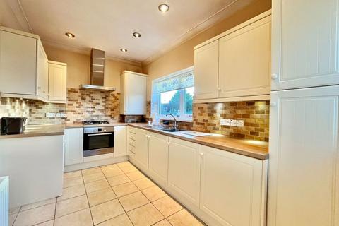 2 bedroom detached bungalow for sale, Marldon Road, Paignton