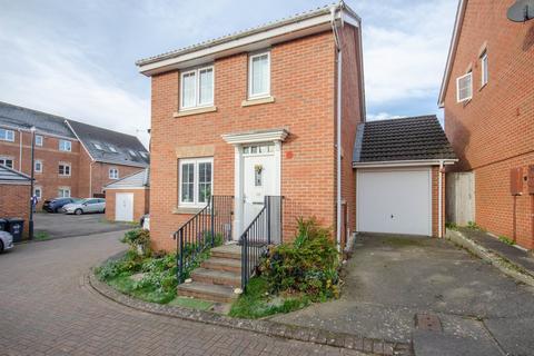 3 bedroom detached house for sale, Gardeners End, Bilton, Rugby, CV22