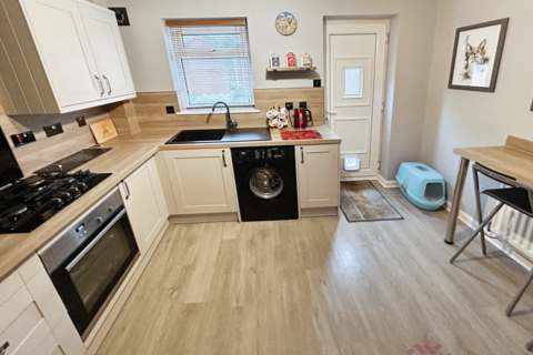 2 bedroom semi-detached house for sale, Ellesmere Road, Bolton, BL3