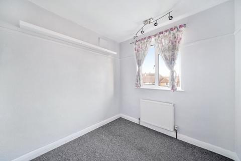 2 bedroom maisonette for sale, Preston Court, York Road, Northwood Hill