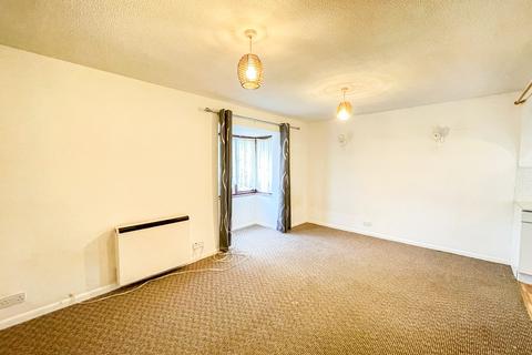 Studio for sale, Haig Gardens, Gravesend, DA12