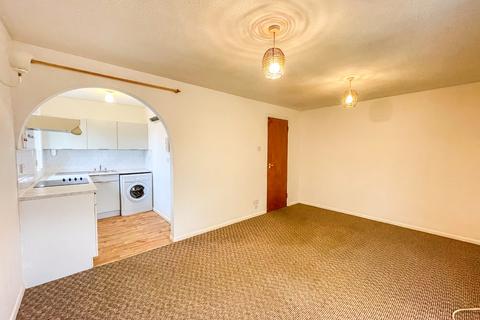 Studio for sale, Haig Gardens, Gravesend, DA12