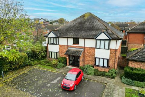 22 Haig Gardens, Gravesend, DA12 1NE