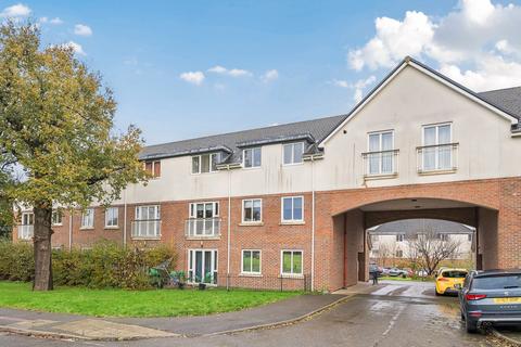 1 bedroom flat for sale, Monkswood Gardens, Borehamwood, WD6