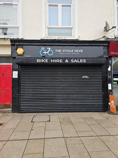 Retail property (high street) to rent, Parade, Exmouth EX8