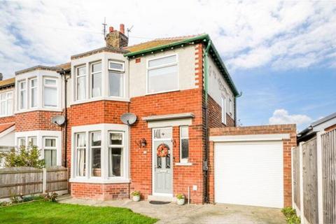 3 bedroom semi-detached house for sale, Kenilworth Place, Fleetwood FY7