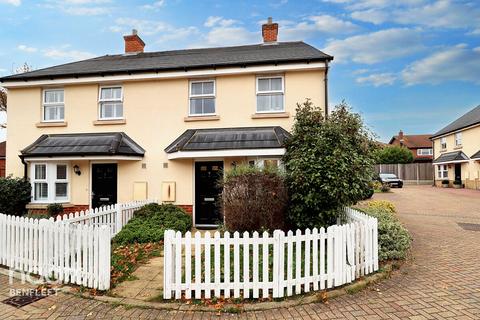 3 bedroom semi-detached house for sale, The Poppies, Benfleet