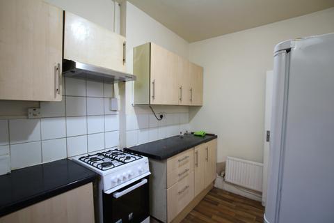 3 bedroom terraced house to rent, London E7