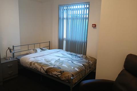 1 bedroom in a house share to rent, Lower Breck Road, Liverpool L6