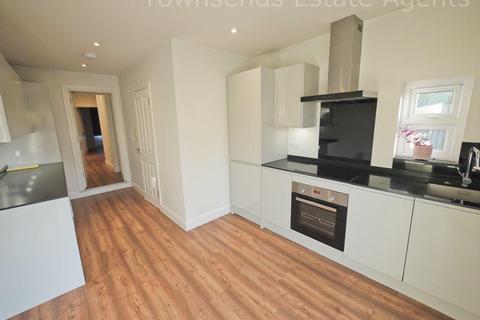 1 bedroom flat for sale, Rofant Road, Northwood HA6