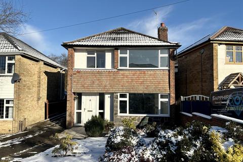 3 bedroom detached house to rent, Rosslyn Road, Whitwick LE67